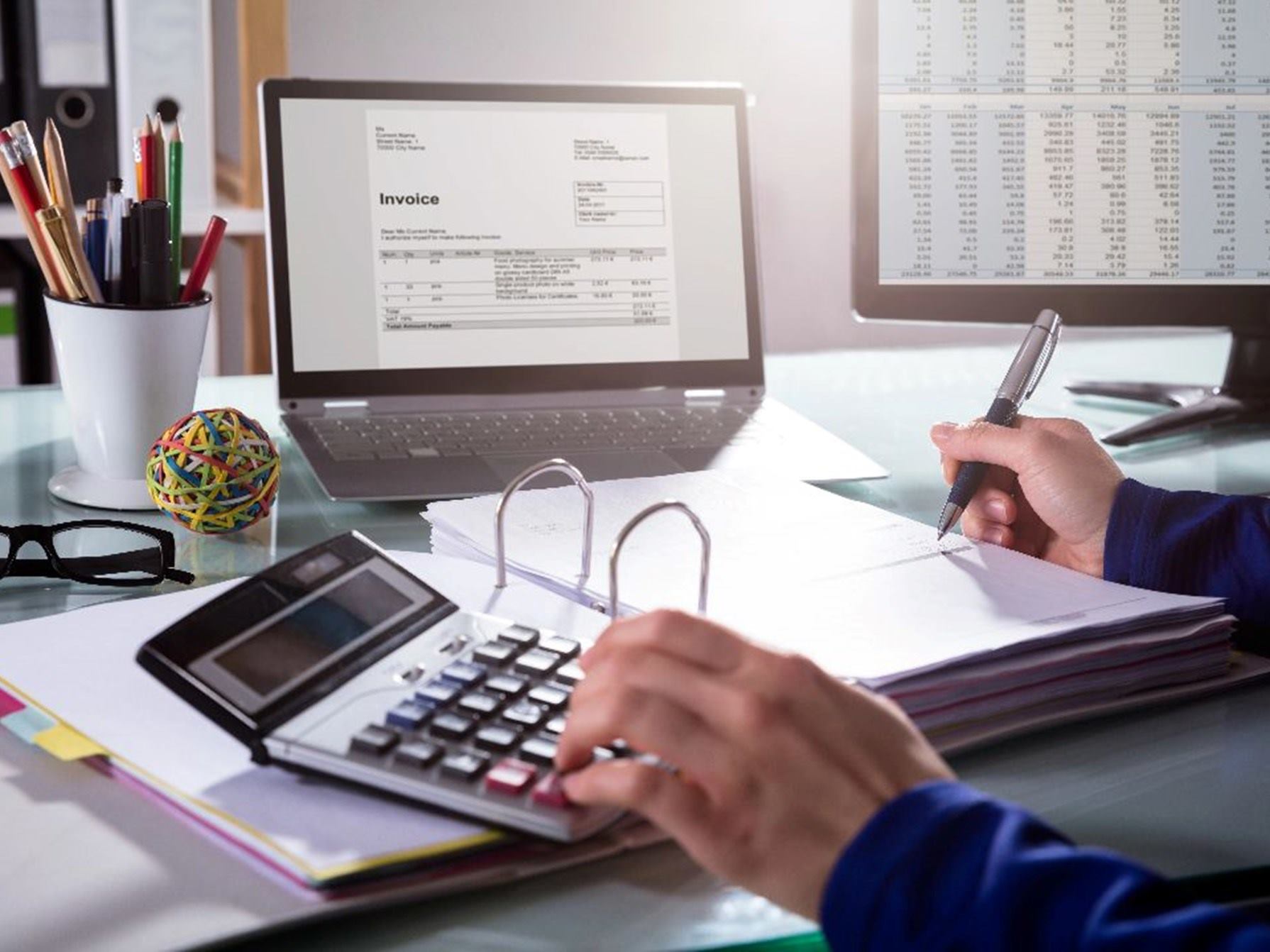 Contador Público Certificado | Asesoría Tributaria Profesional y Confiable